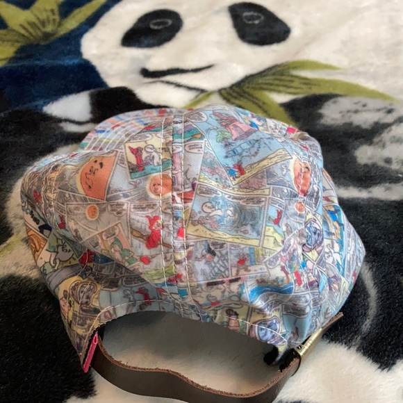 Comics Classics Hat - Picture 2 of 2